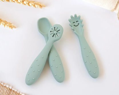 Conjunto de talheres de silicone para aprendizagem Kiokids