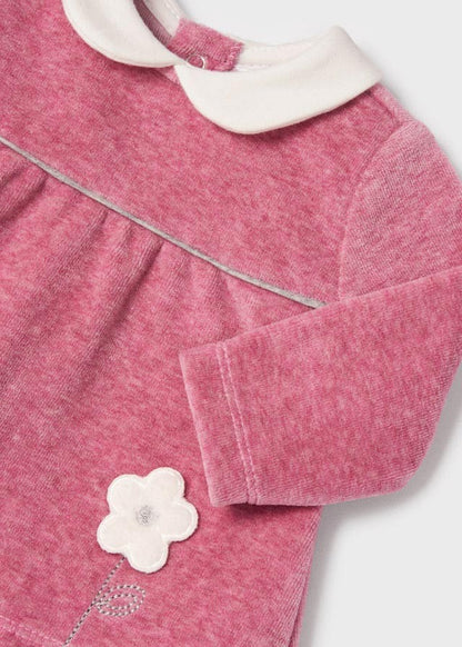 Conjunto de polainas para bebê com chapéu 2502 da Mayoral