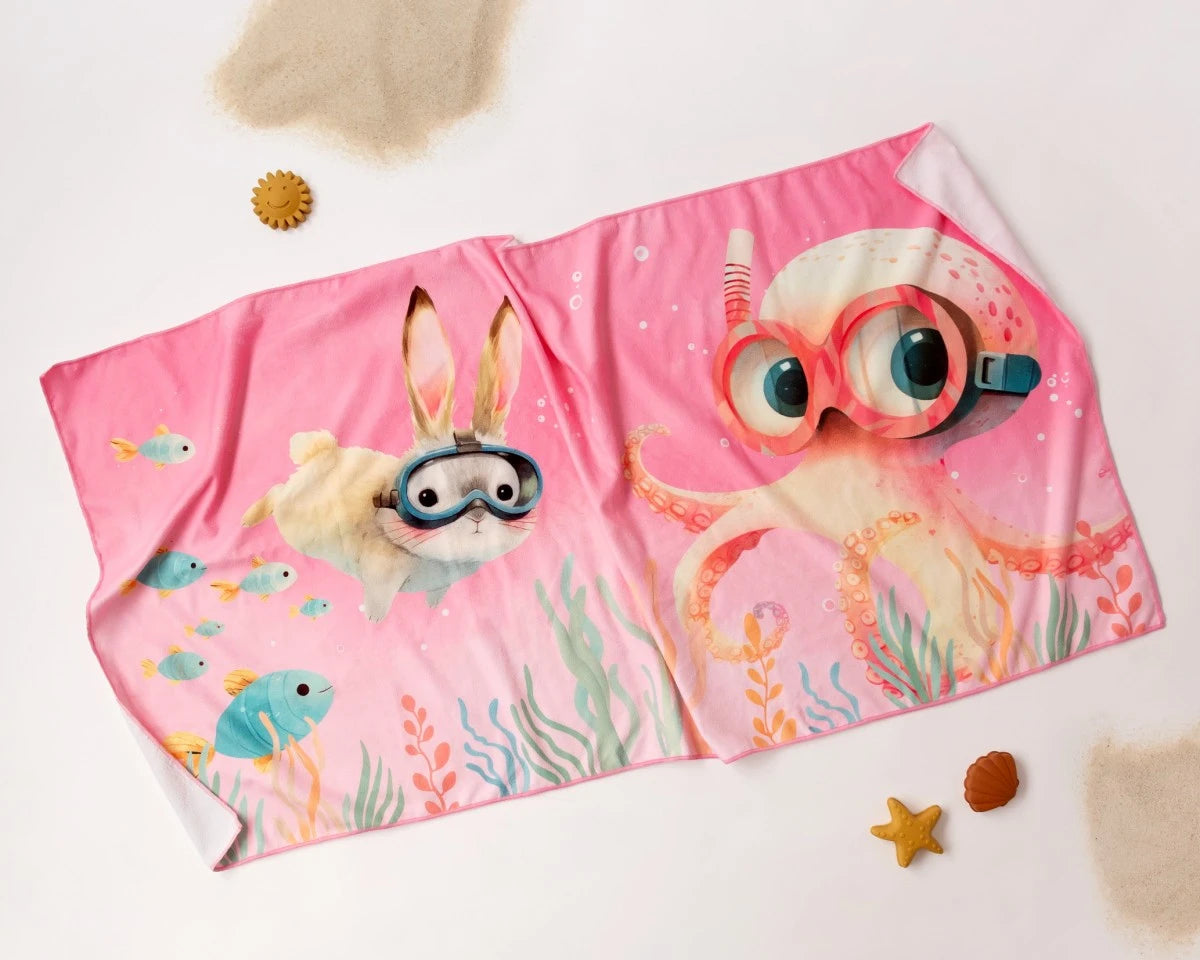 Toalla de playa microfibra Animalitos rosa de Kiokids