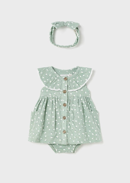 Vestido de algodão sustentável com faixa floral da Mayoral 